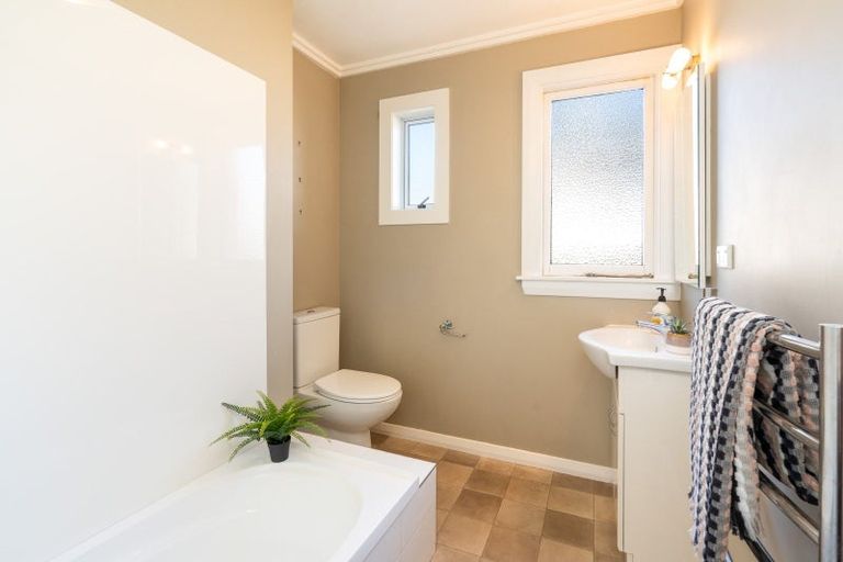 Photo of property in 77 Oakwood Avenue, Maryhill, Dunedin, 9011