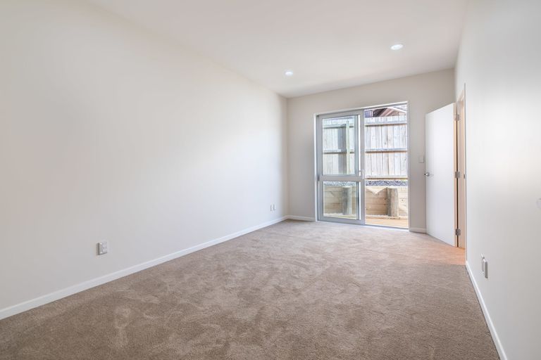 Photo of property in 49 Sari Place, Massey, Auckland, 0614