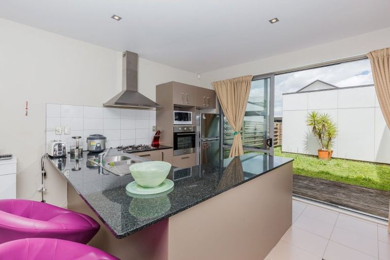 Photo of property in 14 Kauri Drive, Takanini, 2112