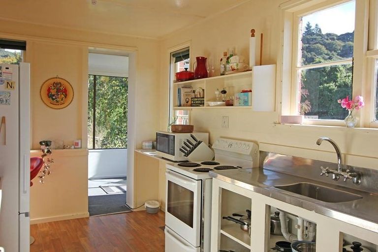 Photo of property in 32 Glenelg Street, Bradford, Dunedin, 9011