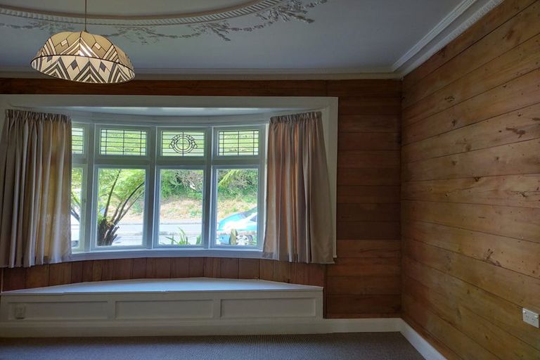 Photo of property in 142 Russell Terrace, Berhampore, Wellington, 6023