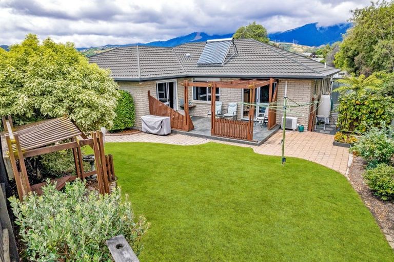 Photo of property in 21 Coleridge Place, Stoke, Nelson, 7011