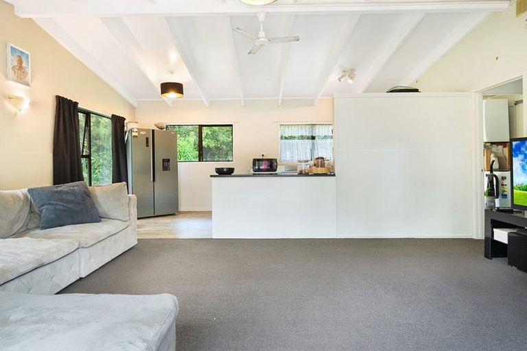 Photo of property in 115 Mcentee Road, Waitakere, Auckland, 0816