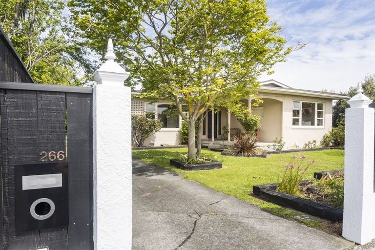 Photo of property in 266 Park Road, Hokowhitu, Palmerston North, 4410