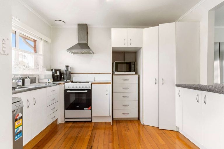 Photo of property in 4/134 Onewa Road, Northcote, Auckland, 0627