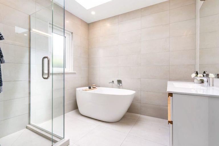 Photo of property in 33 Clifford Avenue, Merivale, Christchurch, 8014