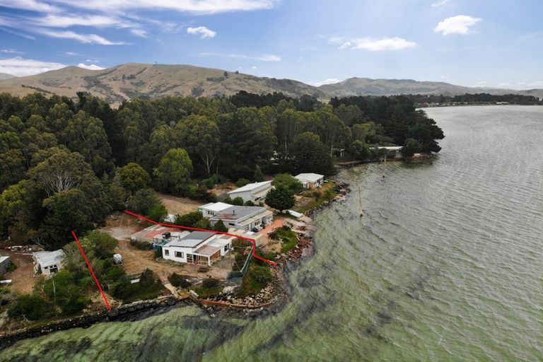 Photo of property in 118 Otakou Golf Course Road, Otakou, Dunedin, 9077