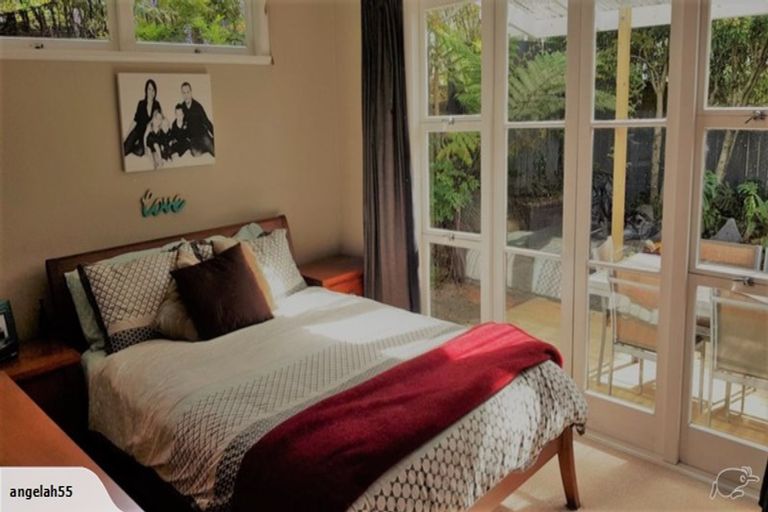 Photo of property in 44a Woodglen Road, Glen Eden, Auckland, 0602