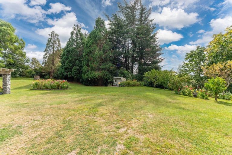 Photo of property in 174 Mapara Road, Acacia Bay, Taupo, 3385