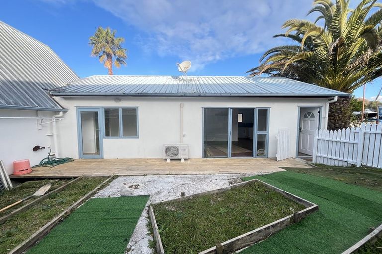 Photo of property in 25 Fearnley Grove, Albany, Auckland, 0632