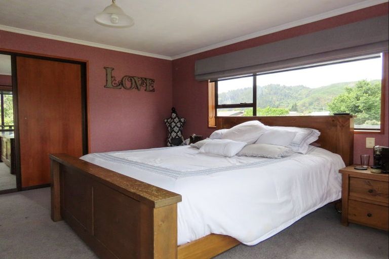 Photo of property in 13 Andersen Street, Reefton, 7830