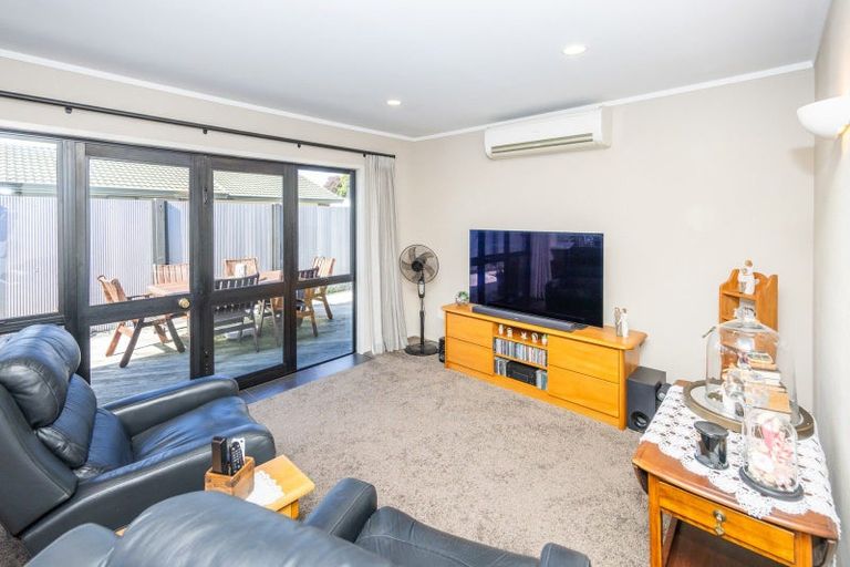 Photo of property in 37 Endeavour Avenue, Flagstaff, Hamilton, 3210