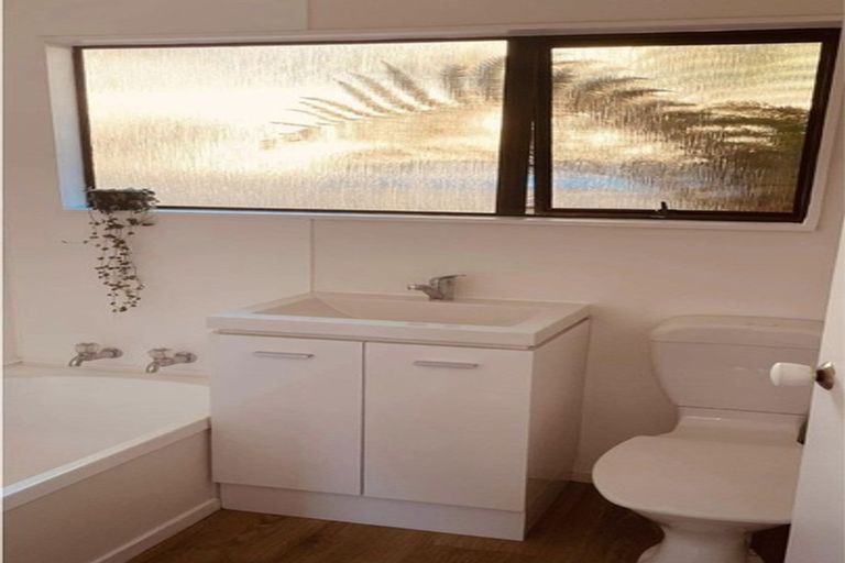 Photo of property in 2/90 Toi Toi Street, Toi Toi, Nelson, 7010