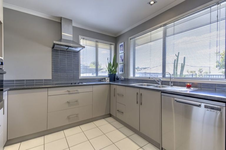 Photo of property in 94 Brymer Road, Grandview Heights, Hamilton, 3200