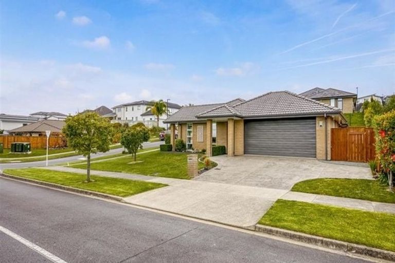 Photo of property in 39 Ridgedale Road, Silverdale, 0932