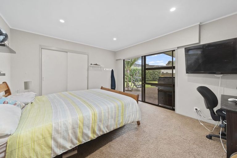 Photo of property in 106 The Circle, Manly, Whangaparaoa, 0930