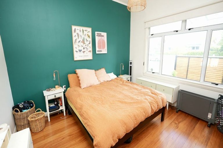 Photo of property in 8 Frederick Street, Terrace End, Palmerston North, 4410