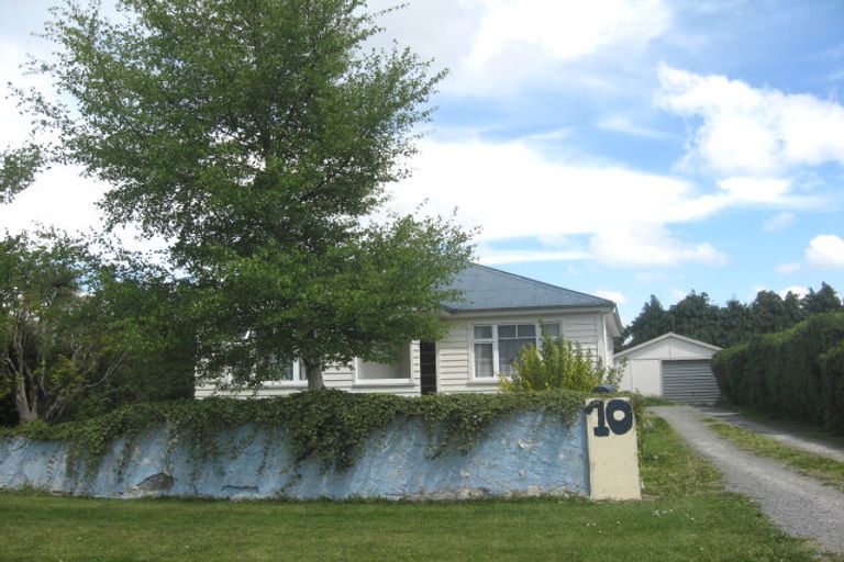 Photo of property in 10 Park Avenue, Oxford, 7430