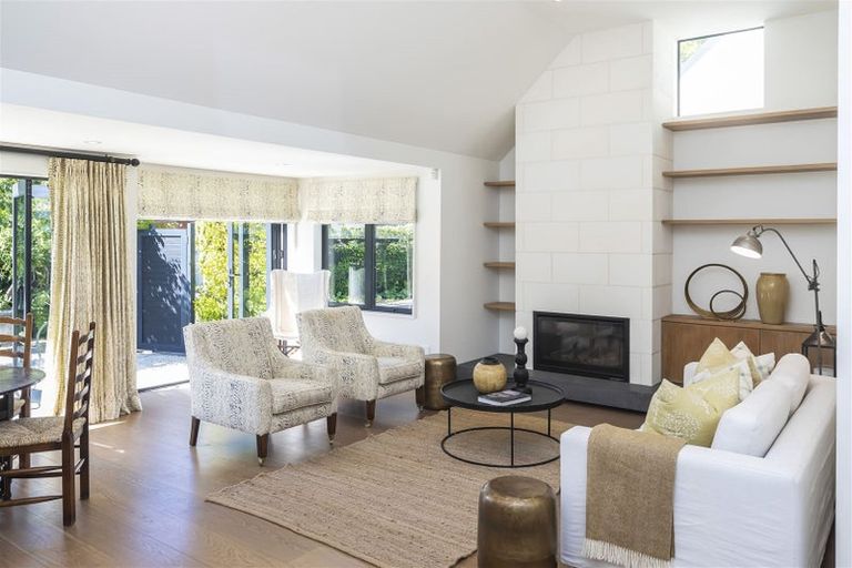 Photo of property in 15b Waiwetu Street, Fendalton, Christchurch, 8052