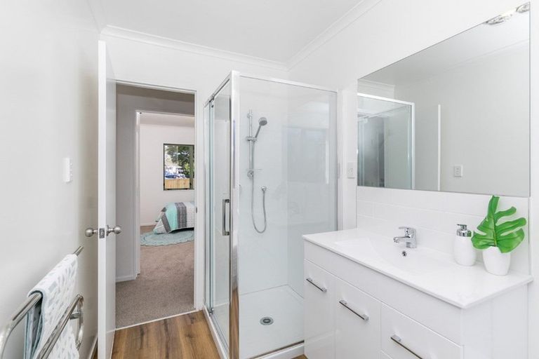 Photo of property in 11a Mahana Road, St Andrews, Hamilton, 3200