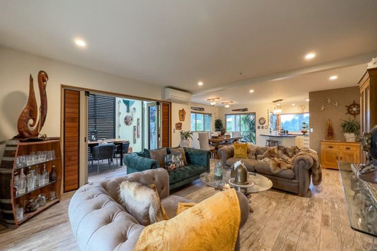 Photo of property in 101 Leighton Road, Whangamata, 3620