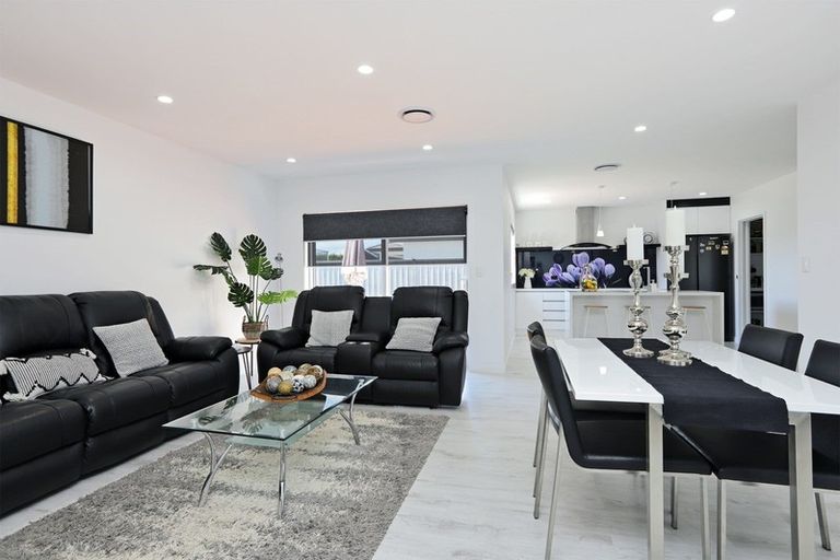 Photo of property in 6 Hikawera Drive, Frimley, Hastings, 4120