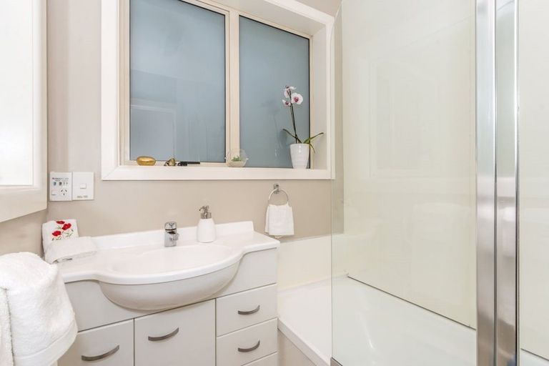 Photo of property in 2 Tie Place, Wigram, Christchurch, 8042