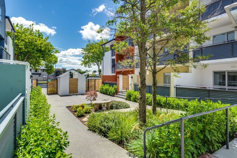 Photo of property in Amuri Park Apartments, 18/280 Bealey Avenue, Christchurch Central, Christchurch, 8013