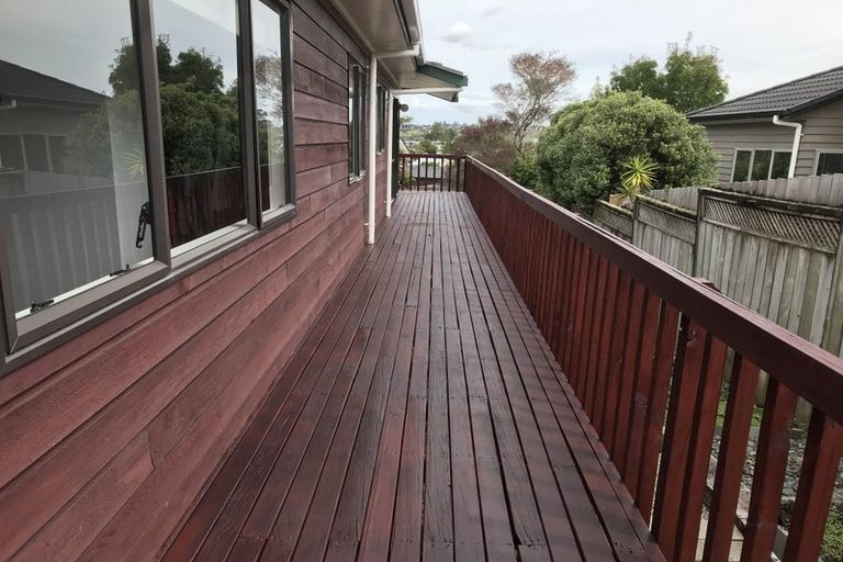 Photo of property in 2/23 William Souter Street, Forrest Hill, Auckland, 0620