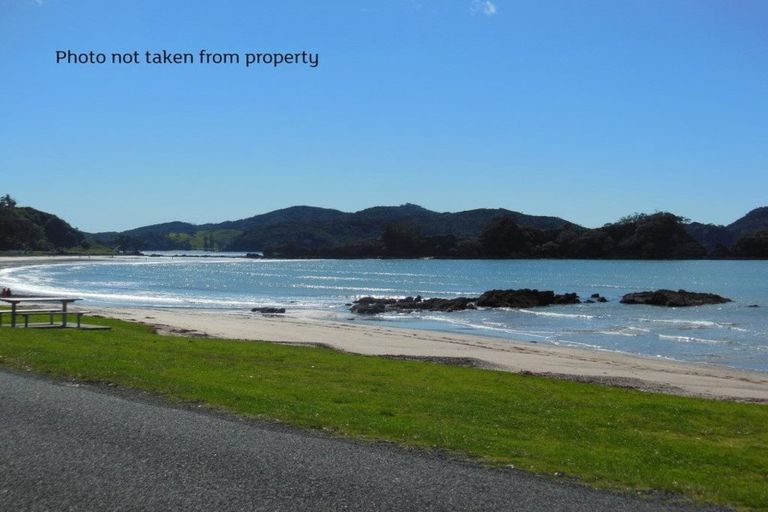 Photo of property in 74 Rapata Road, Oakura, Hikurangi, 0184