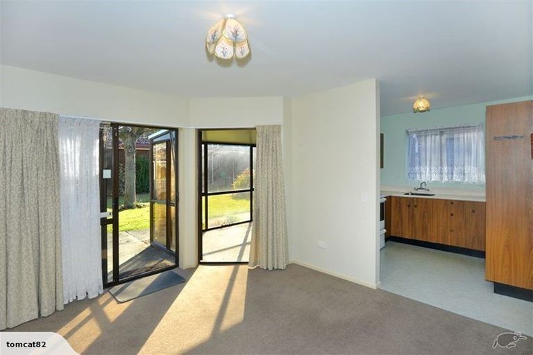 Photo of property in 10/218 Lincoln Road, Addington, Christchurch, 8024