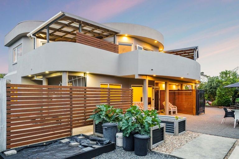 Photo of property in 15 Seychelles Drive, Papamoa Beach, Papamoa, 3118