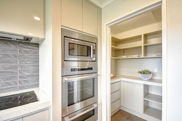 Photo of property in 15 Thornly Park Avenue, Mosgiel, 9024