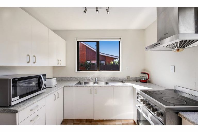 Photo of property in Carmichael Courts, 4/14 Wharenui Road, Upper Riccarton, Christchurch, 8041