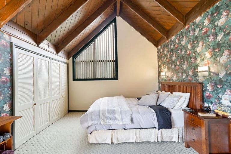 Photo of property in 22 Shakespeare Road, Bastia Hill, Whanganui, 4500