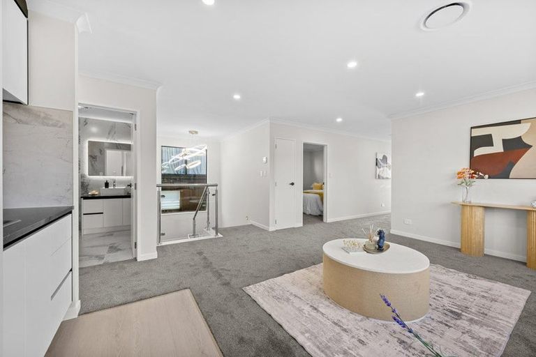 Photo of property in 17 Bremner Ridge Street, Flat Bush, Auckland, 2019