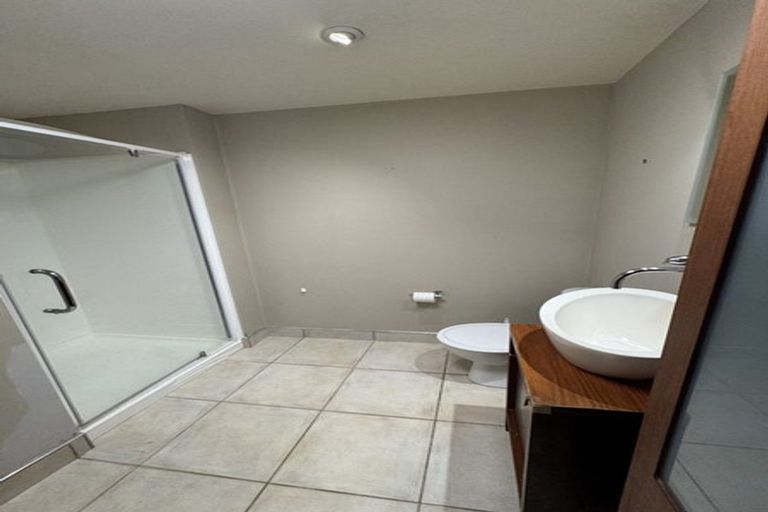 Photo of property in 365 Willis Street, Mount Cook, Wellington, 6011