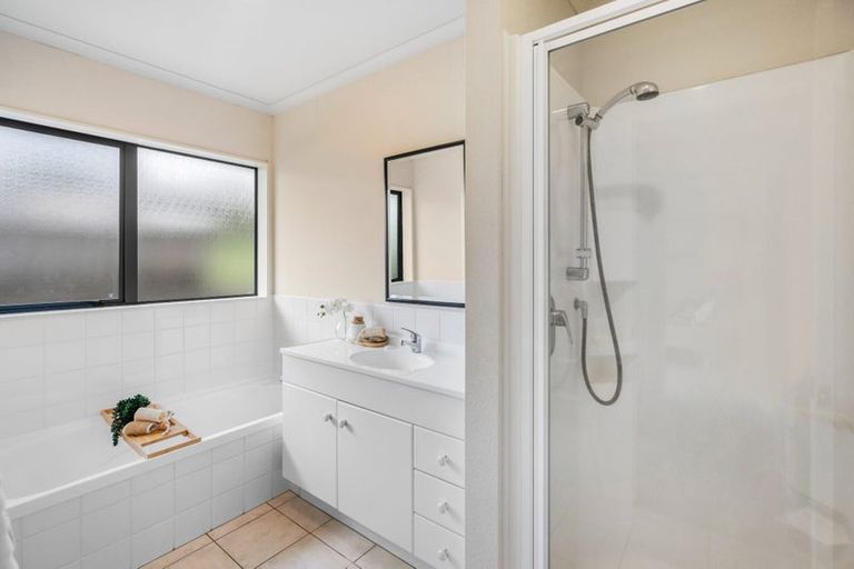 Photo of property in 4 Sunset Parade, Parua Bay, Whangarei, 0174