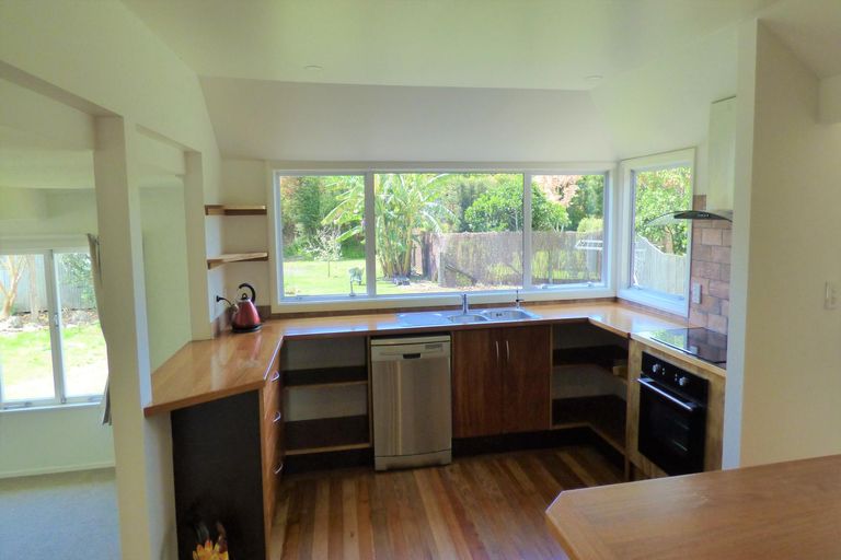 Photo of property in 14 Pa Road, Kerikeri, 0230