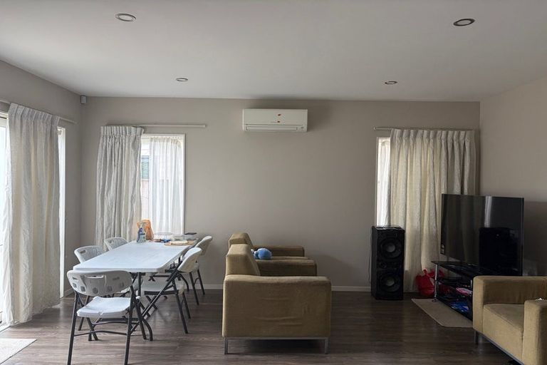 Photo of property in 59 Rosewell Crescent, Flat Bush, Auckland, 2019
