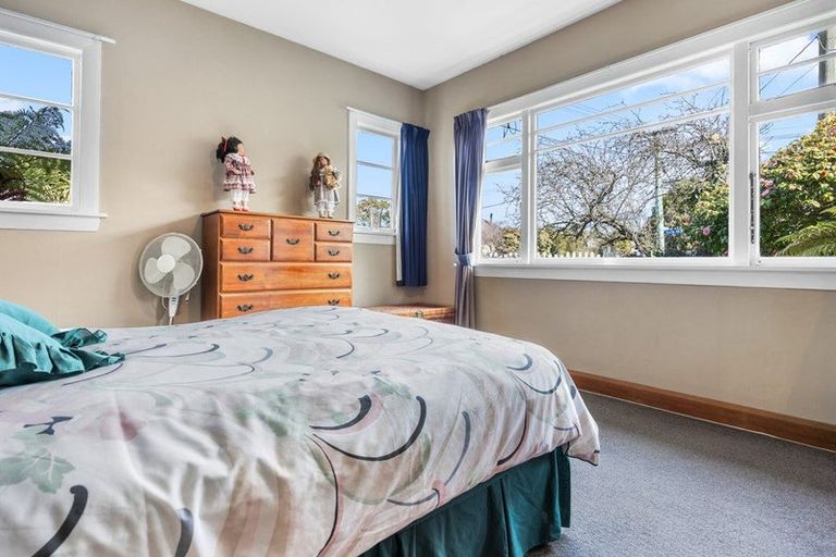 Photo of property in 52 York Street, Waltham, Christchurch, 8023