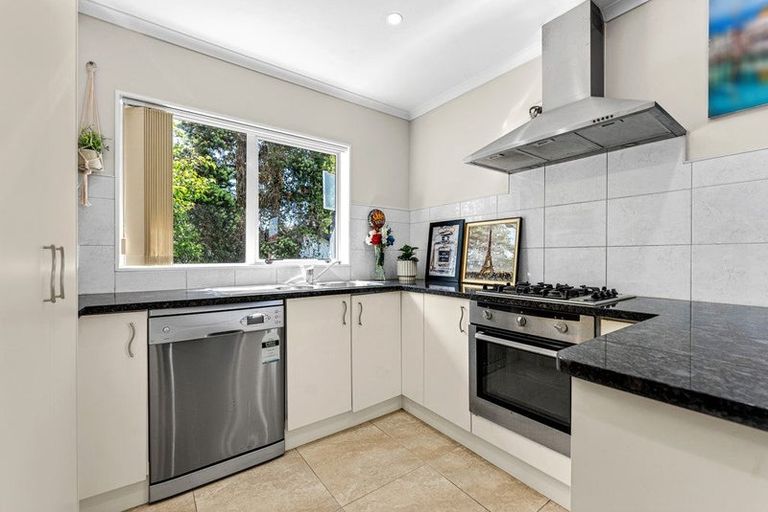 Photo of property in 44a Sunnyside Crescent, Papatoetoe, Auckland, 2025