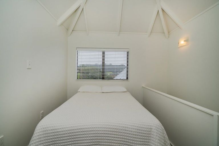 Photo of property in 5 Florence Place, Hahei, Whitianga, 3591