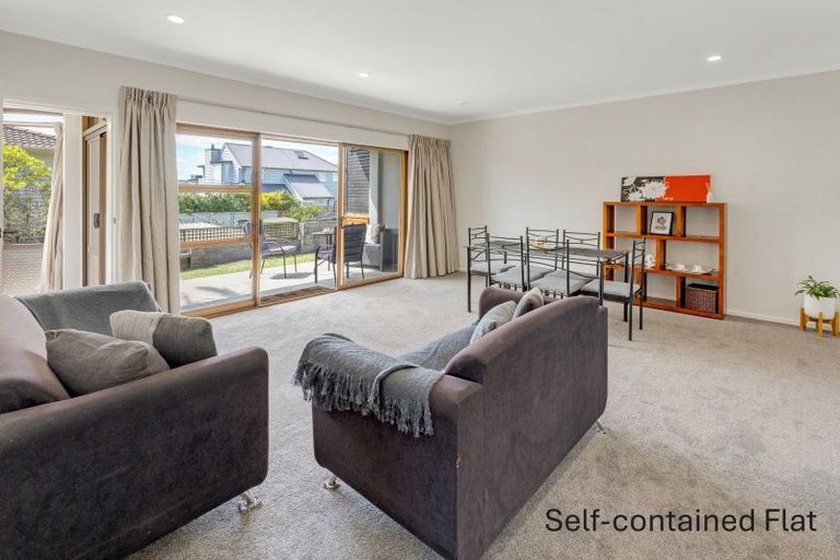 Photo of property in 10 Sea View Terrace, Cockle Bay, Auckland, 2014