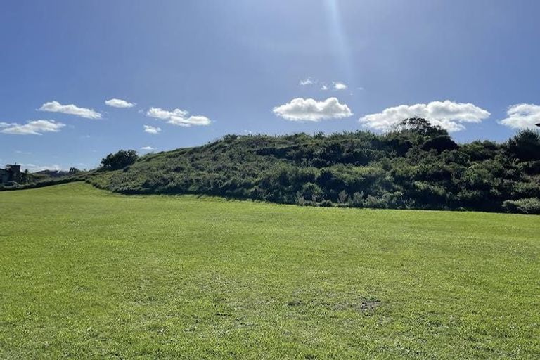 Photo of property in 16 Longbeach Drive, Castlecliff, Whanganui, 4501