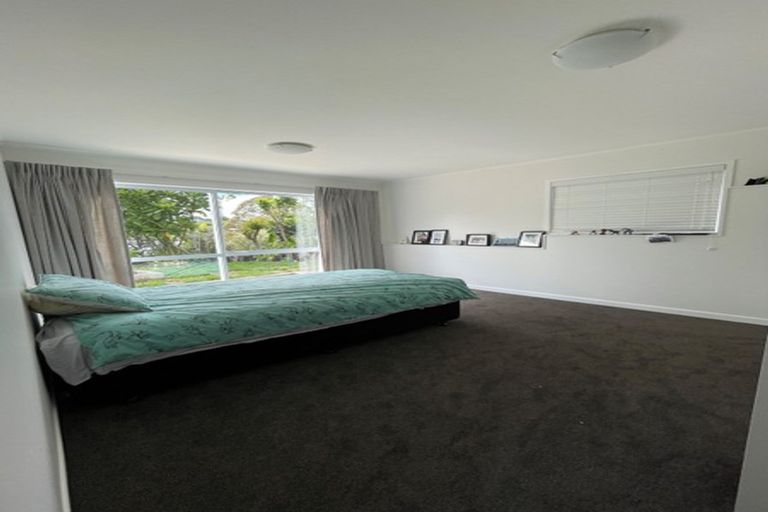 Photo of property in 22a Knightsbridge Drive, Forrest Hill, Auckland, 0620