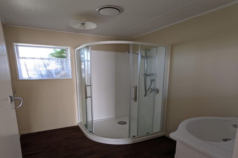 Photo of property in 15 Stirling Street, Levin, 5510