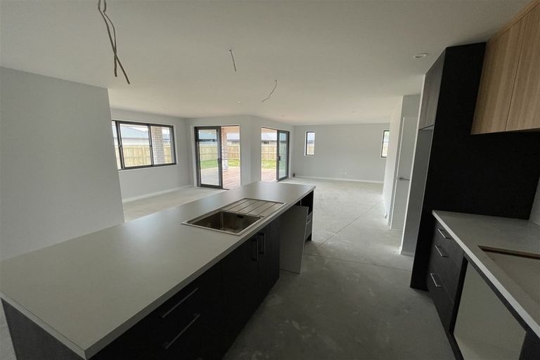 Photo of property in 20 George Fyfe Way, Wakefield, 7025