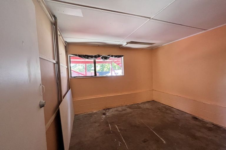 Photo of property in 32a Sikkim Crescent, Clover Park, Auckland, 2019