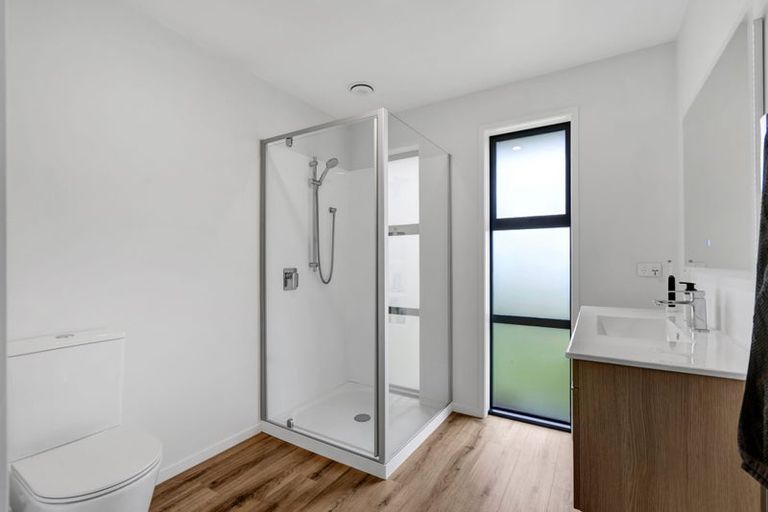 Photo of property in 8 Ponga Place, Highlands Park, New Plymouth, 4312